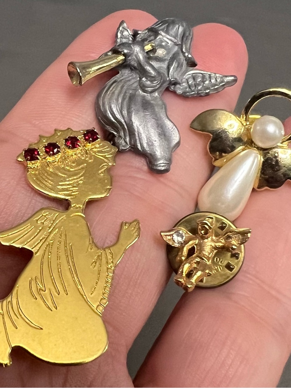 VTG Lot Of 4 Gold & Silver Tone Angel Brooches & Pins Rhinestones & Pearls